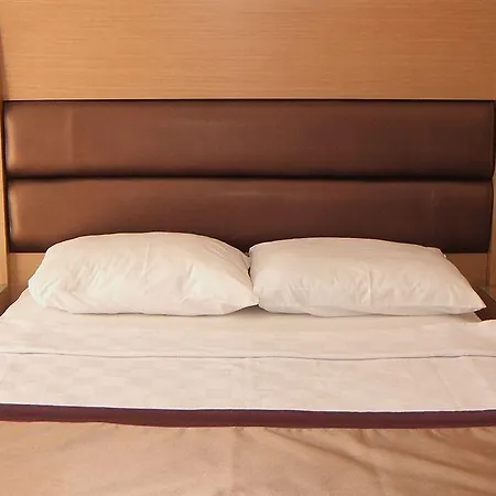 Sesin Otel 4*