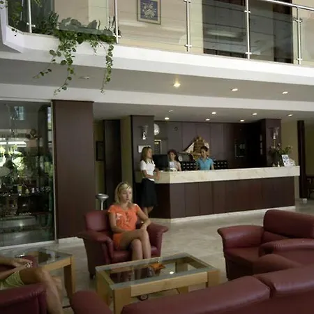 Sesin Otel 4*